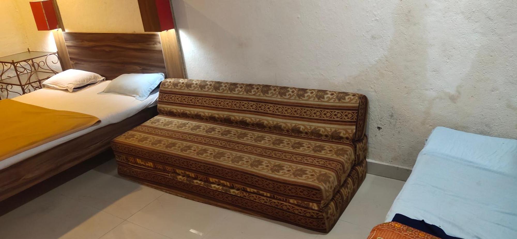 Hotel Hilltone- Matheran Exterior photo